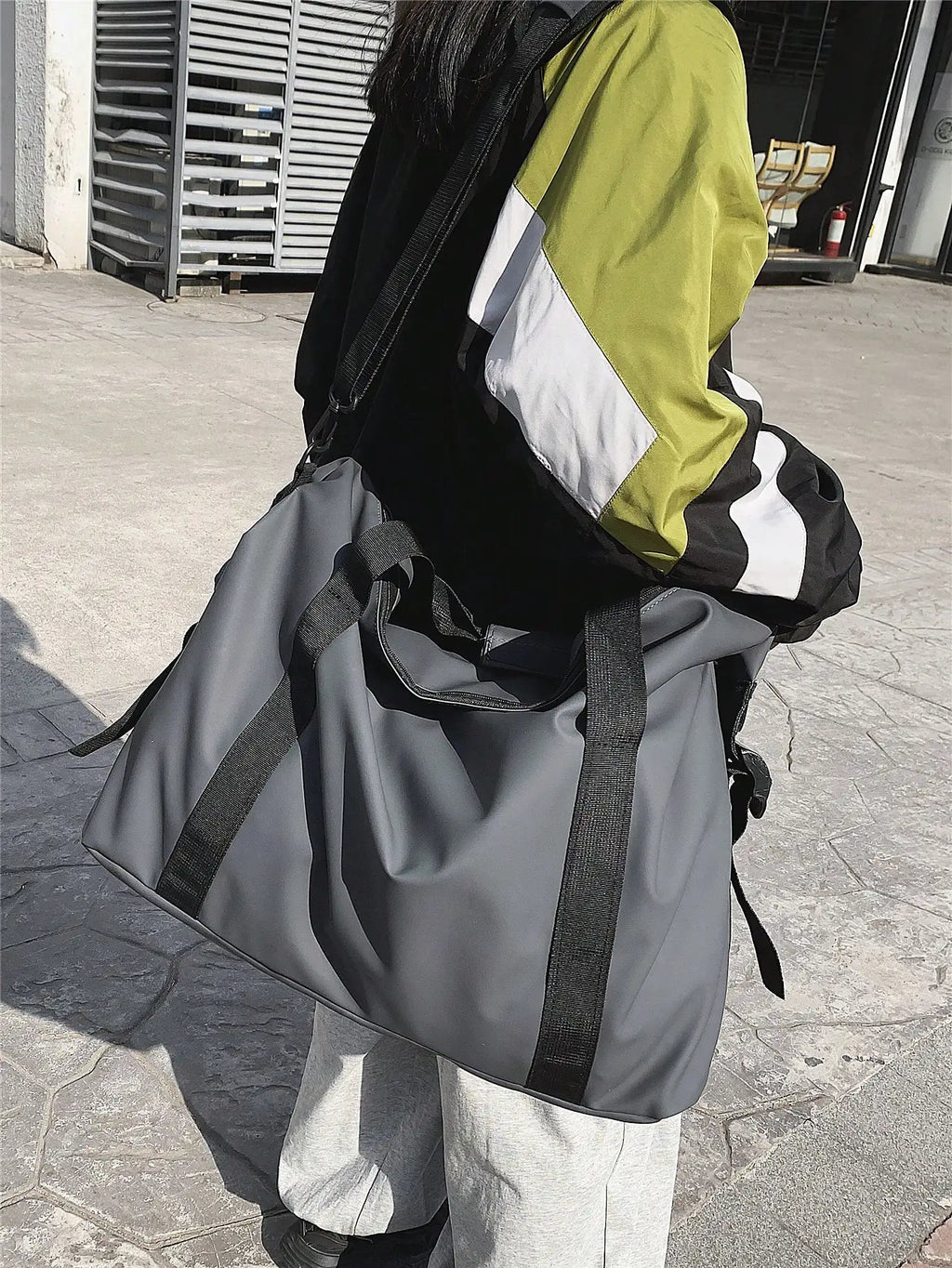 Jzah Shop|Large Capacity Nylon Travel Bag – Lightweight Sports, Fitness & Crossbody Luggage Bag