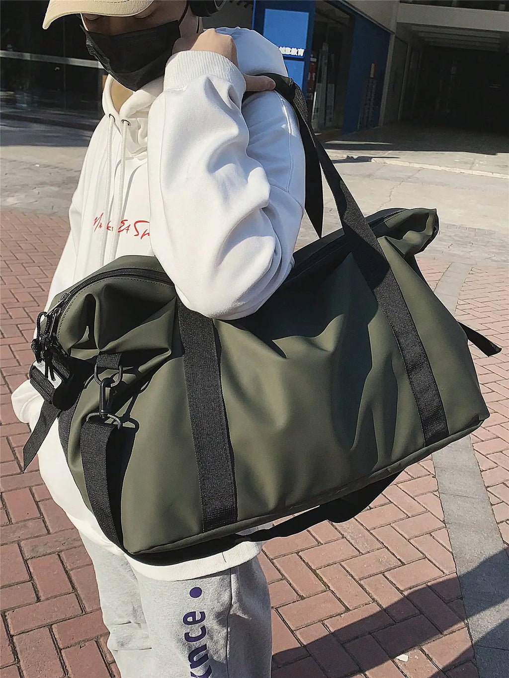 Jzah Shop|Large Capacity Nylon Travel Bag – Lightweight Sports, Fitness & Crossbody Luggage Bag